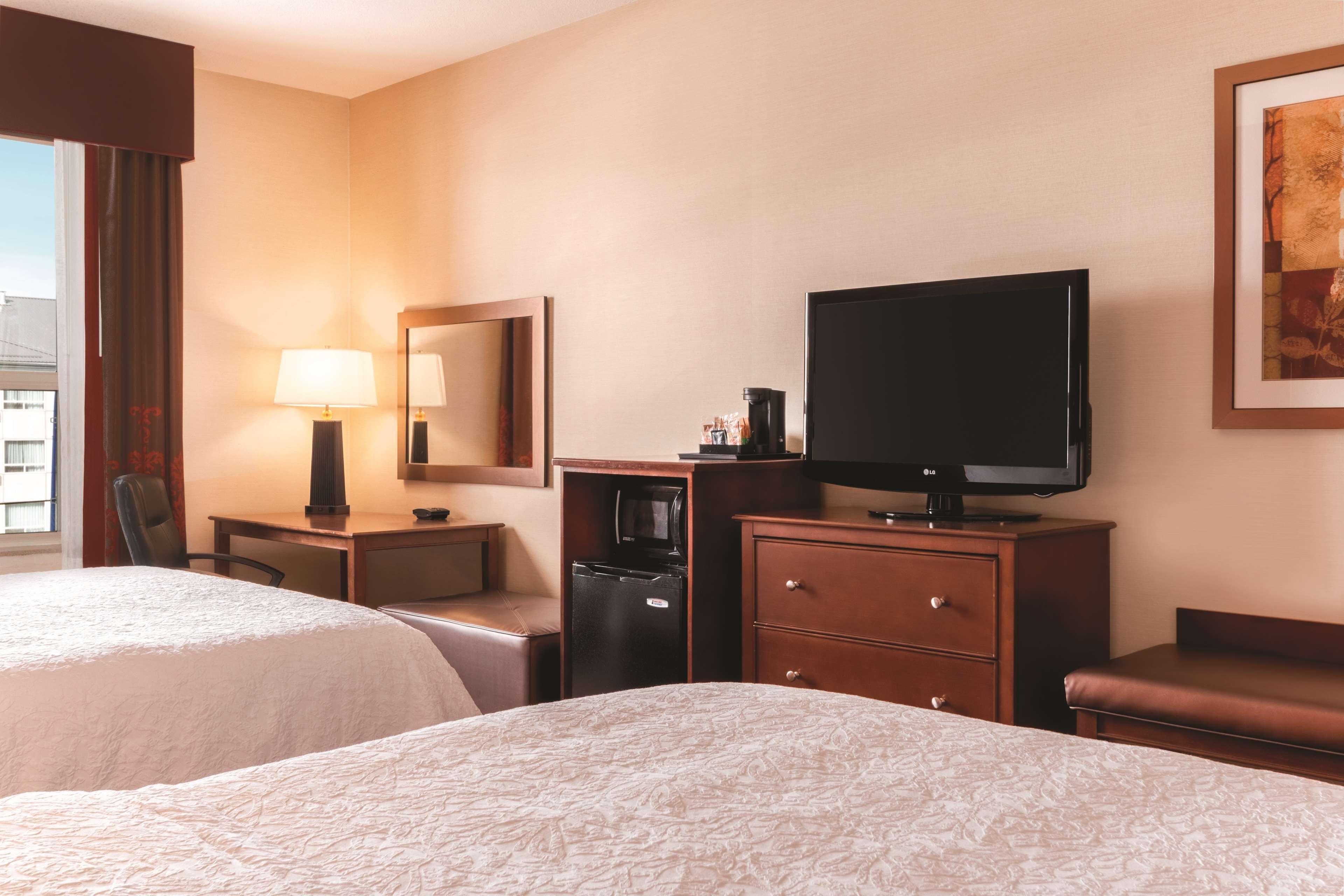 Hampton Inn By Hilton Edmonton South Kültér fotó