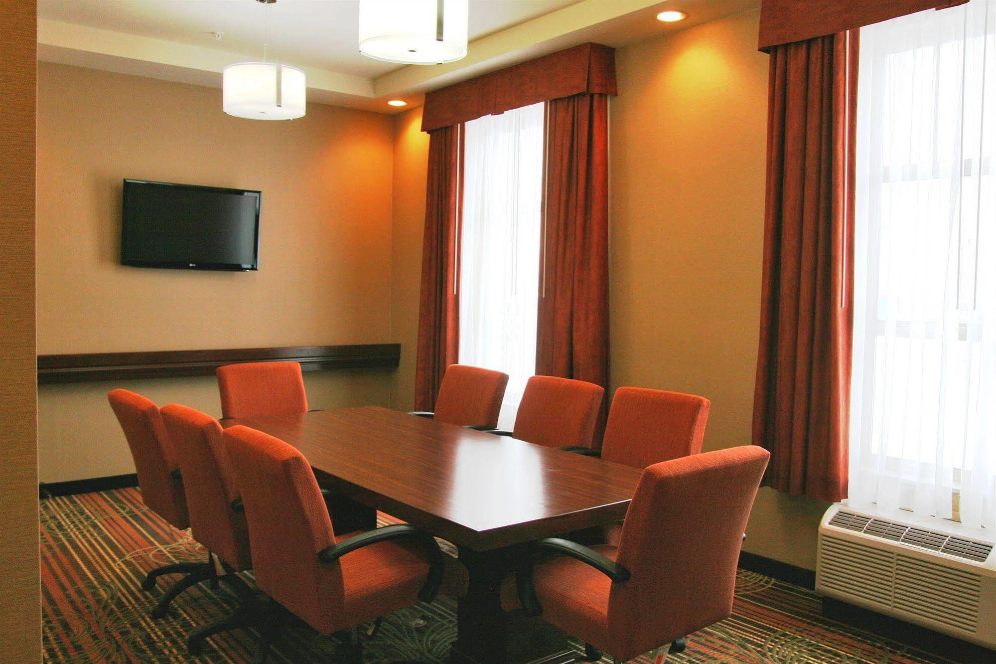 Hampton Inn By Hilton Edmonton South Kültér fotó